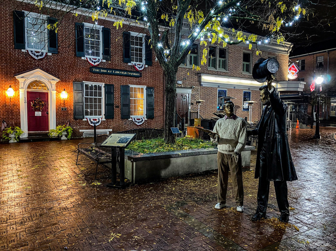 Inn at Lincoln Square主图