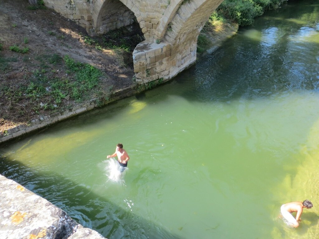 Puente Romano Del Priorato景点图片