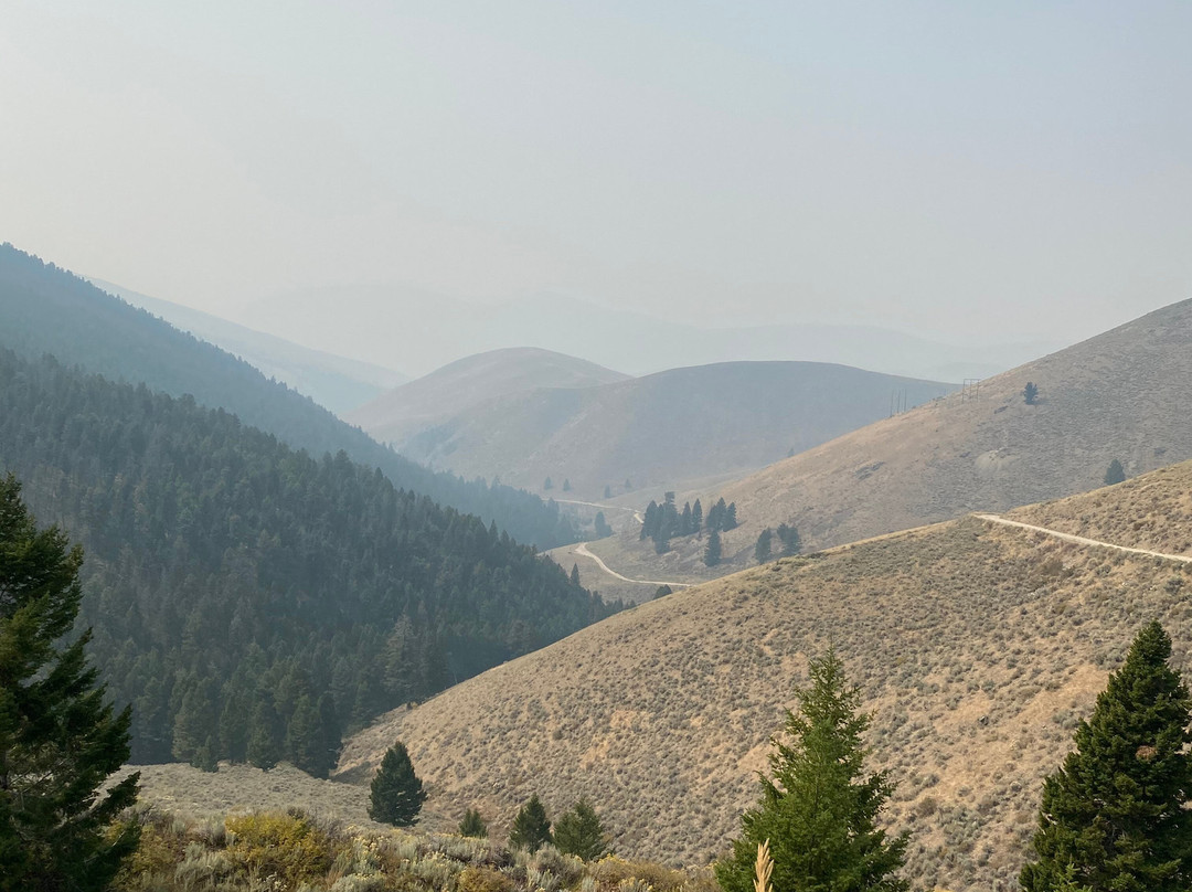 Lewis & Clark Back Country ByWay景点图片