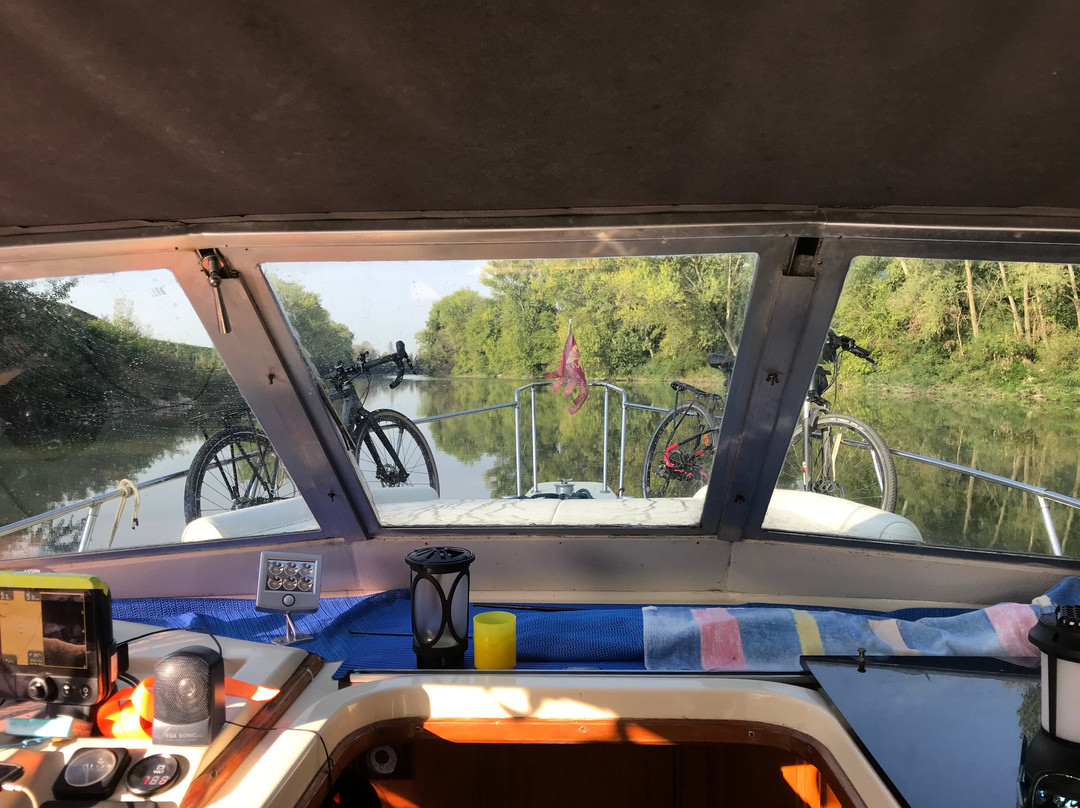 Bike and Boat景点图片