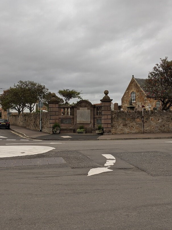 Elie Earlsferry War Memorial景点图片