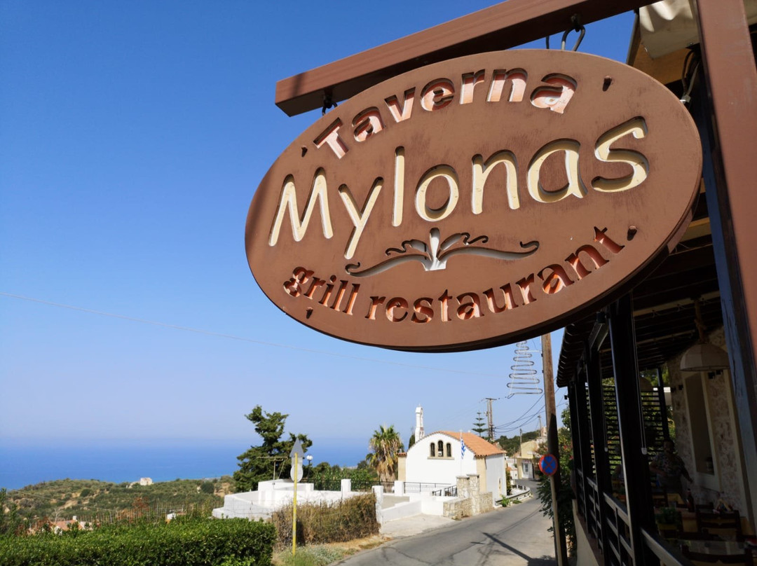 Roussospiti旅游攻略图片