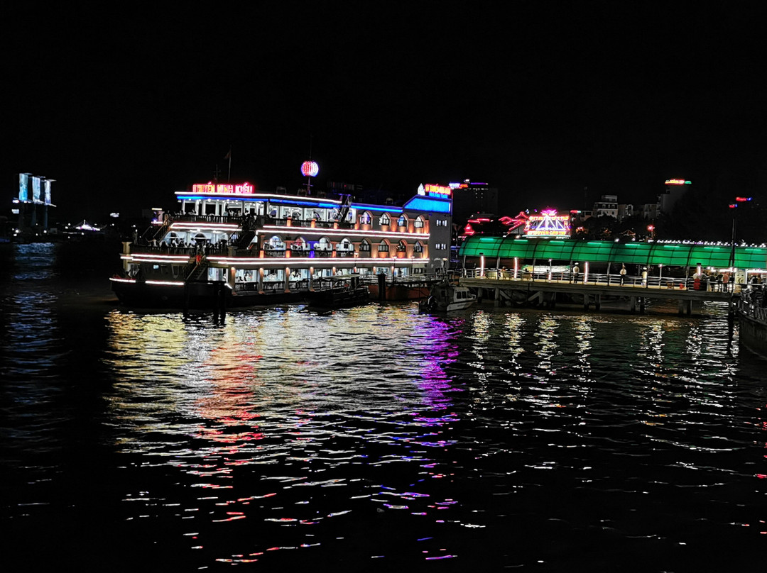 Cau Di Bo Ben Ninh Kieu-芹苴必去景点