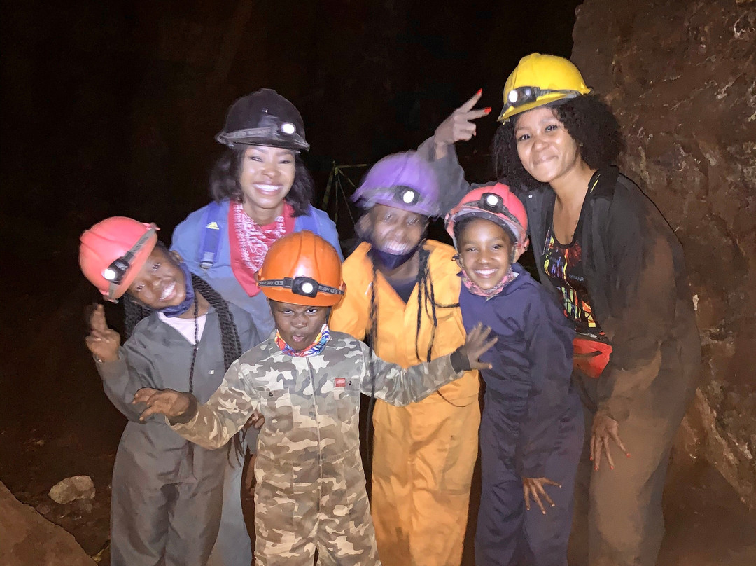 Wild Cave Adventures景点图片