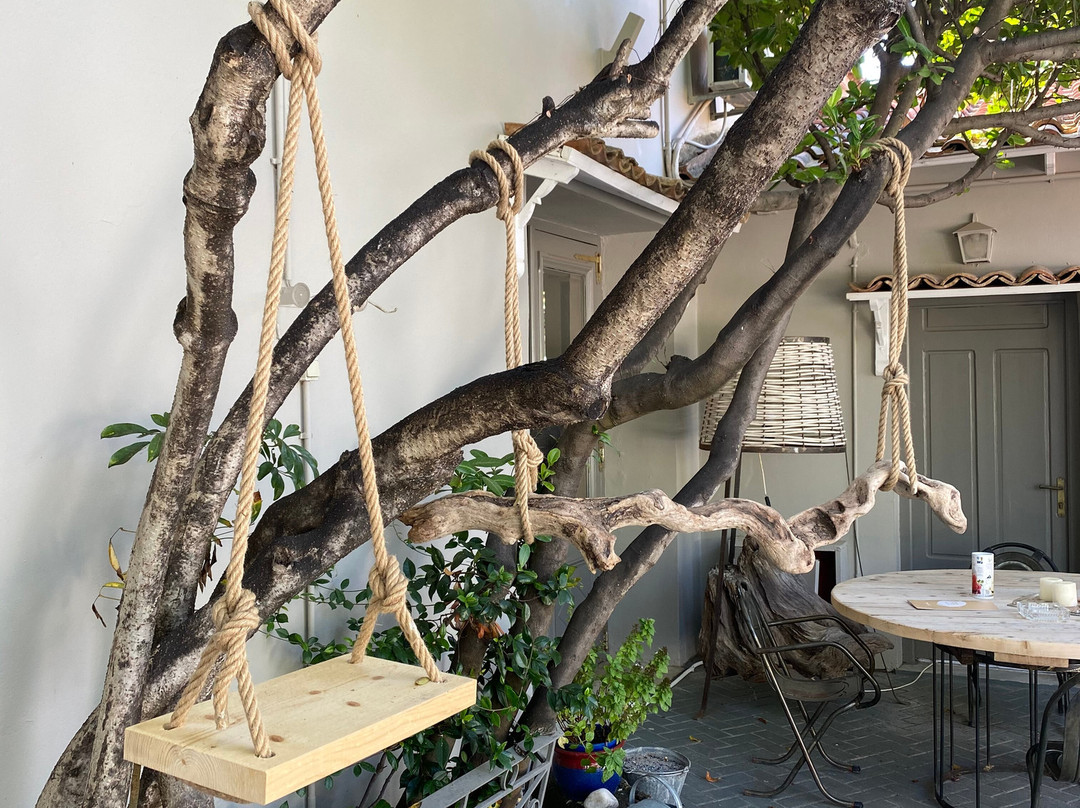 Beauty Lounge-Gialova必去景点