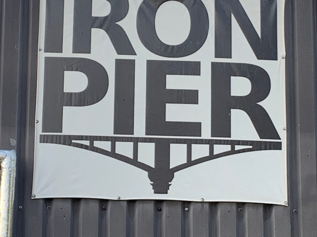 Iron Pier Brewery & Taproom景点图片