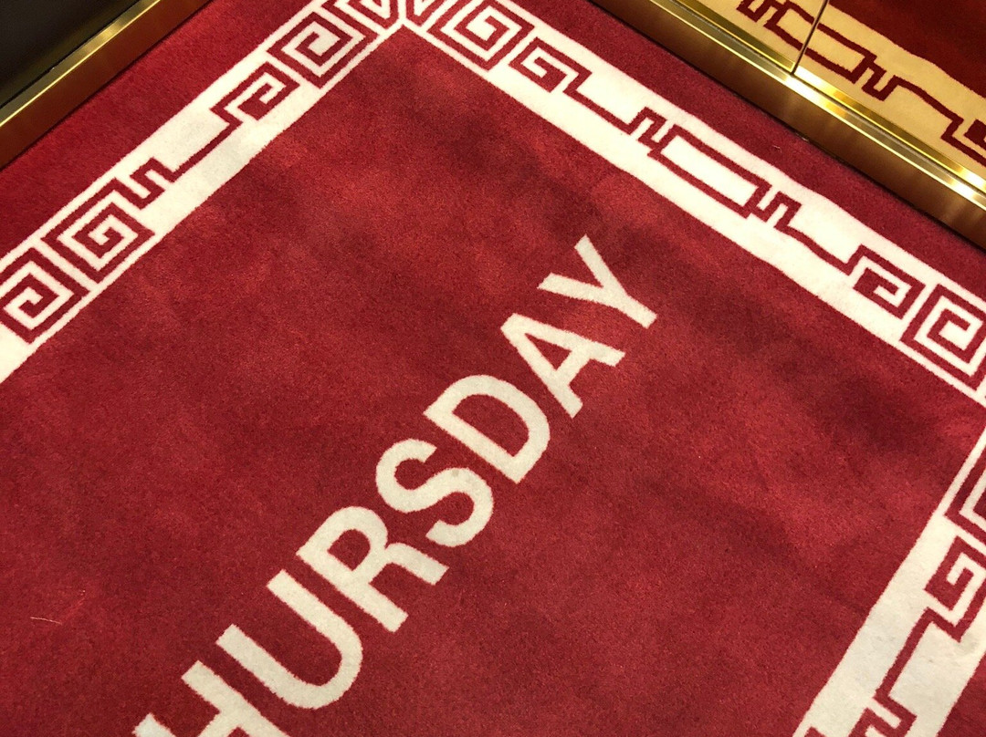 Grand Phoenix Hotel主图