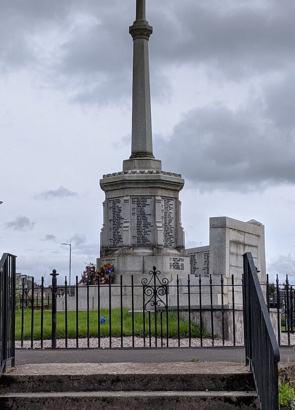 Larkhall War Memorial景点图片
