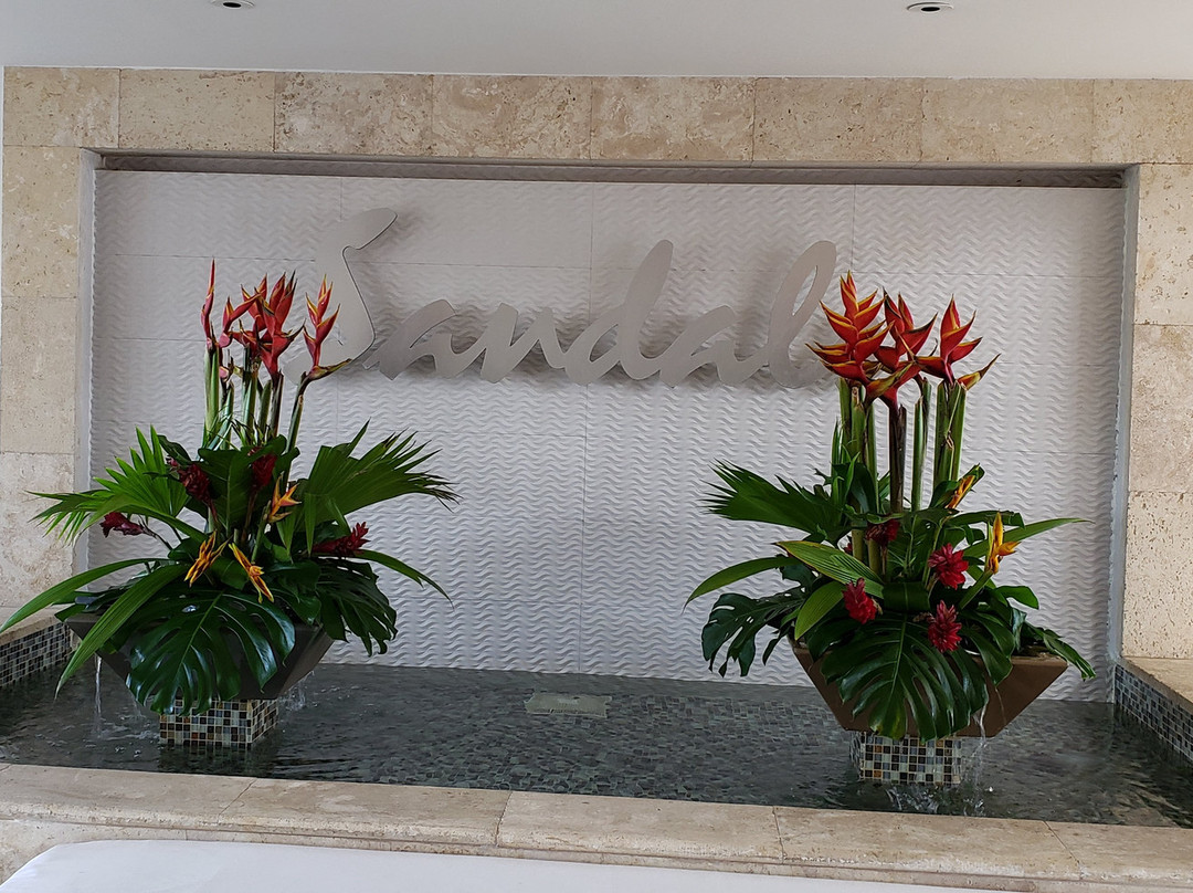 Sandals Montego Bay主图