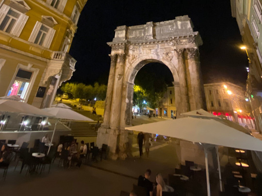 Pula food tour-普拉必去景点