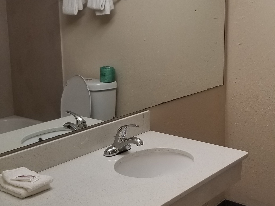 Red Roof Inn Marion, VA主图