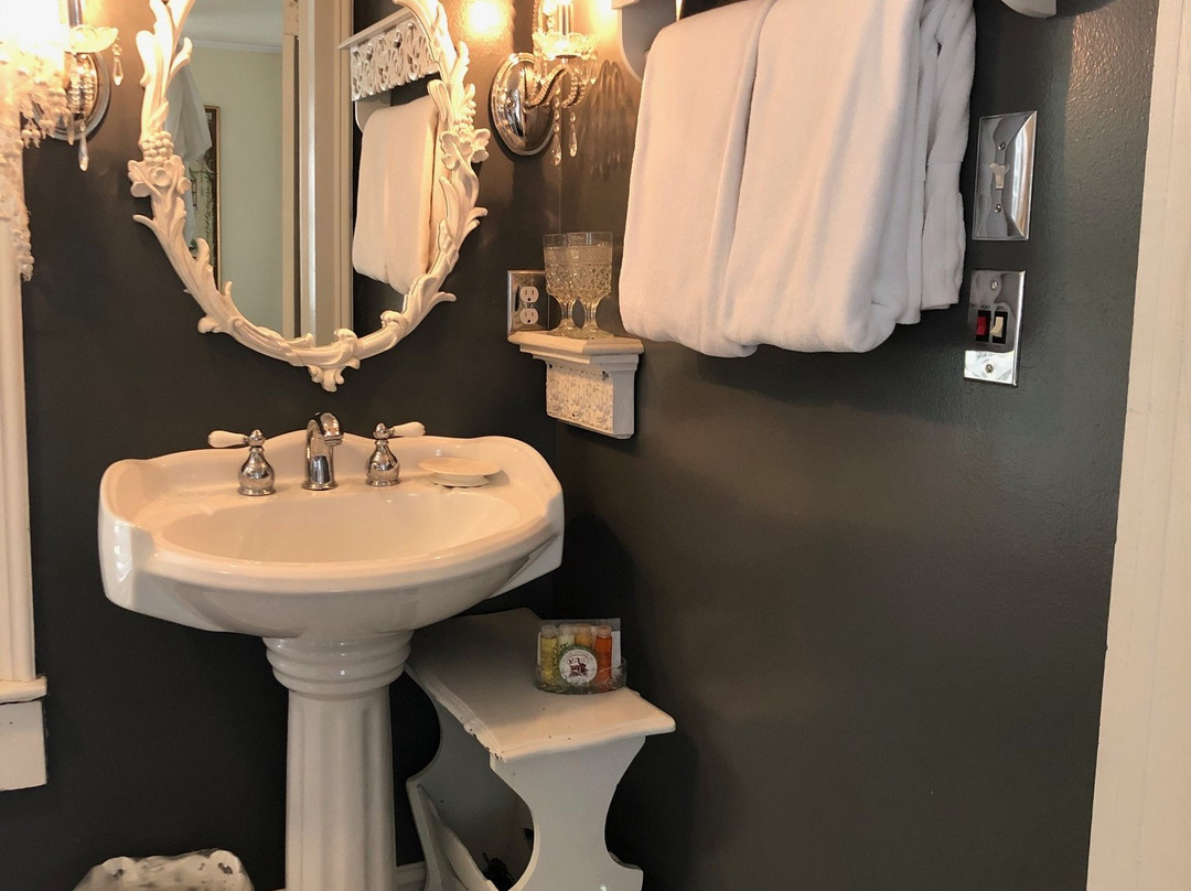 The Aerie Bed & Breakfast主图