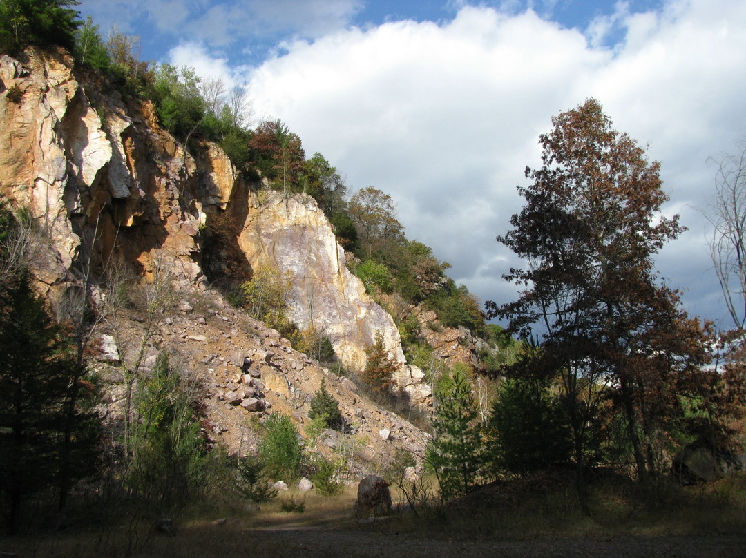 Baraboo Bluffs-巴拉布必去景点