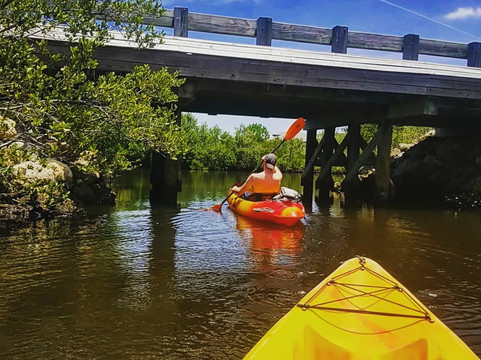 Surferbus-布雷登顿必去景点