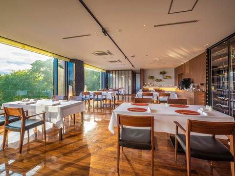 甄选洞爷湖酒店主图