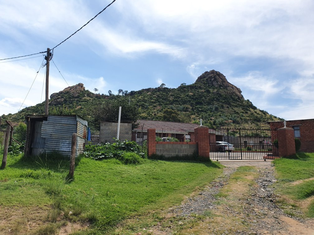 The Lion Rock Mountain-马塞卢必去景点