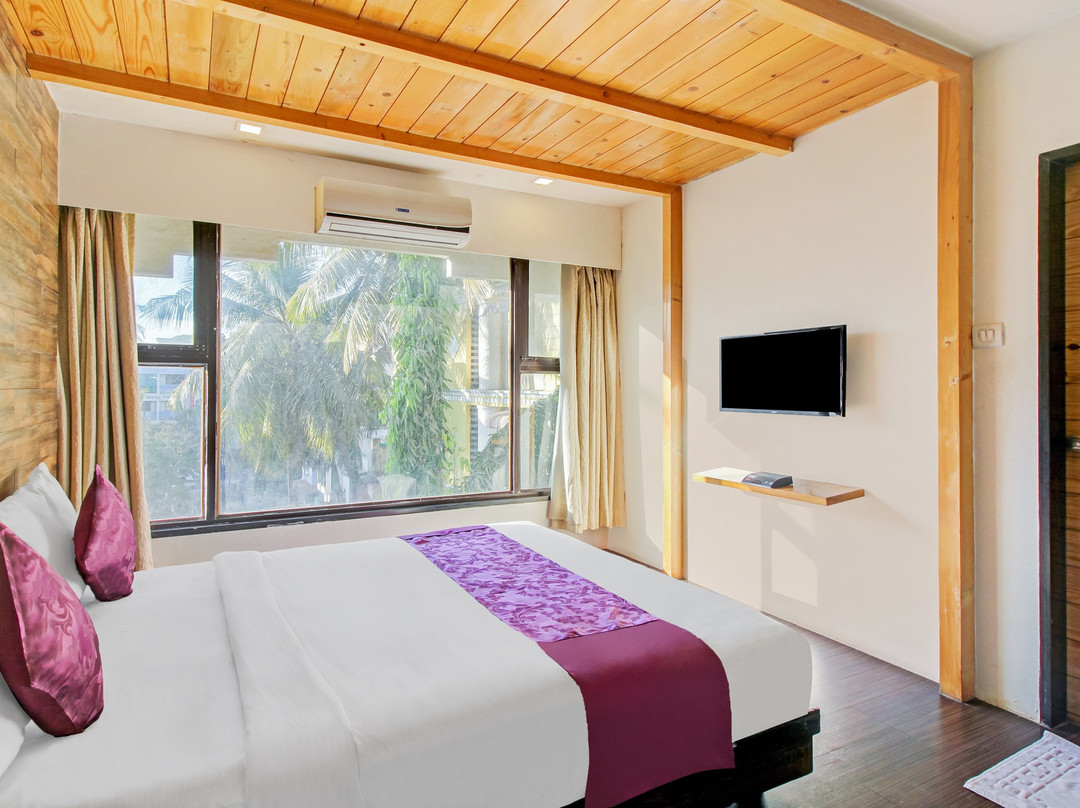 Treebo Tryst Crown Inn主图