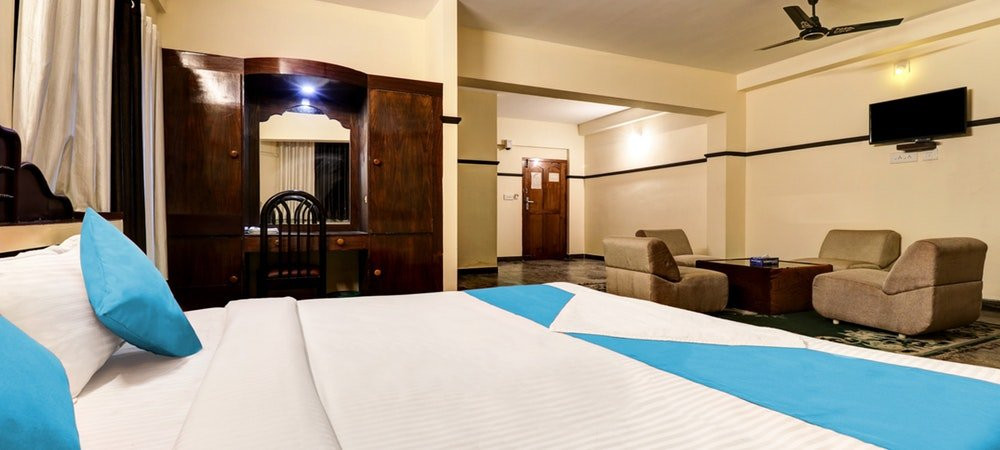 Hotel Rvees Regency主图