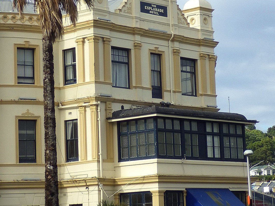 艾斯普雷内德酒店主图