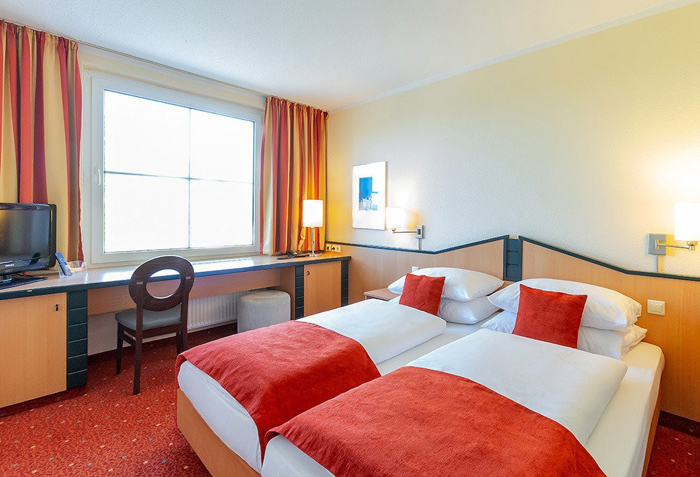 雷姆沙伊德美居酒店主图