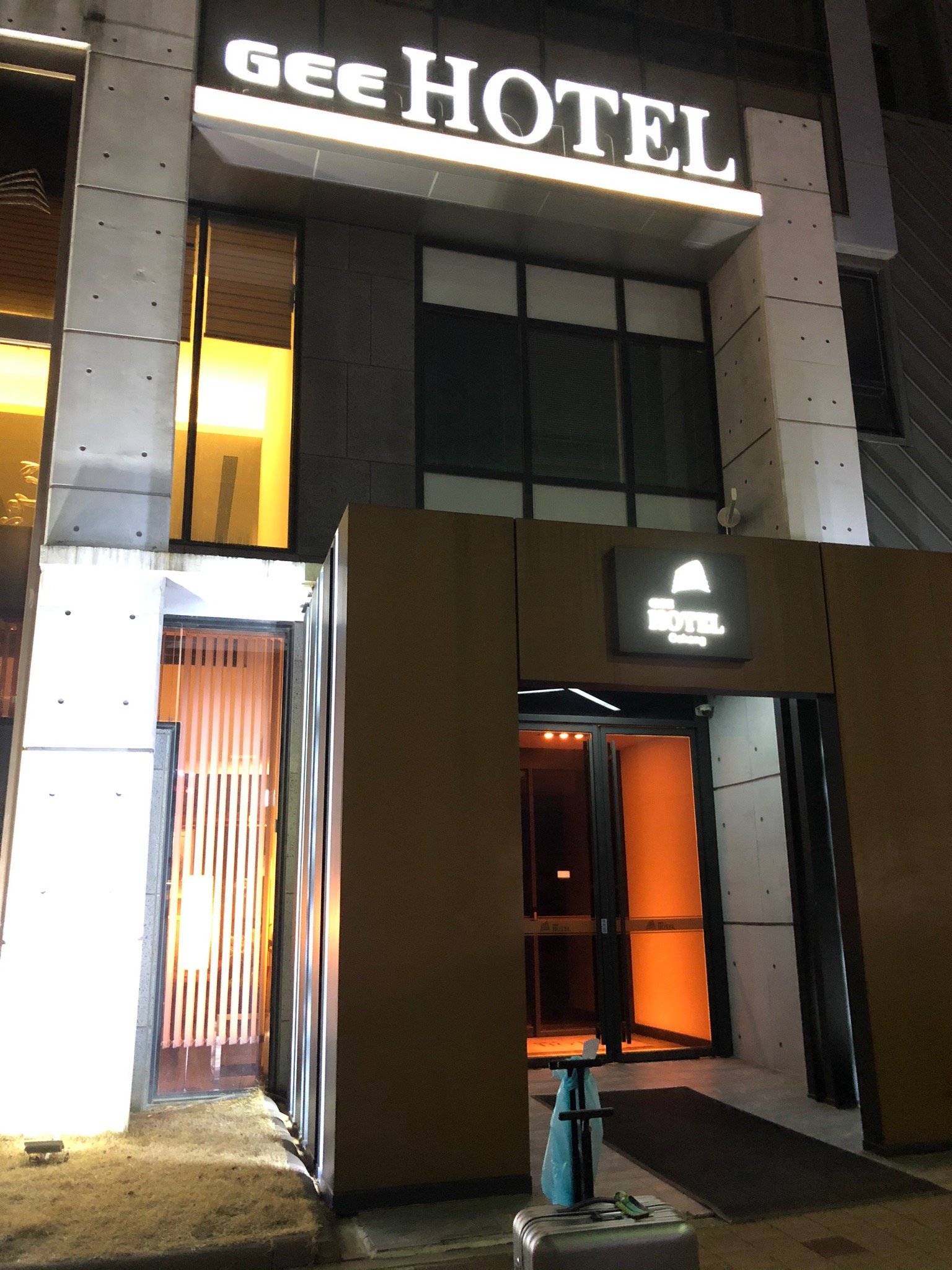 Gee Hotel-官方