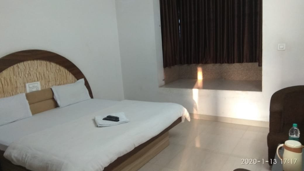 Roop Shree Hotel主图