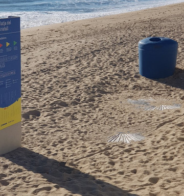 Platja del Cristall-巴达洛纳必去景点