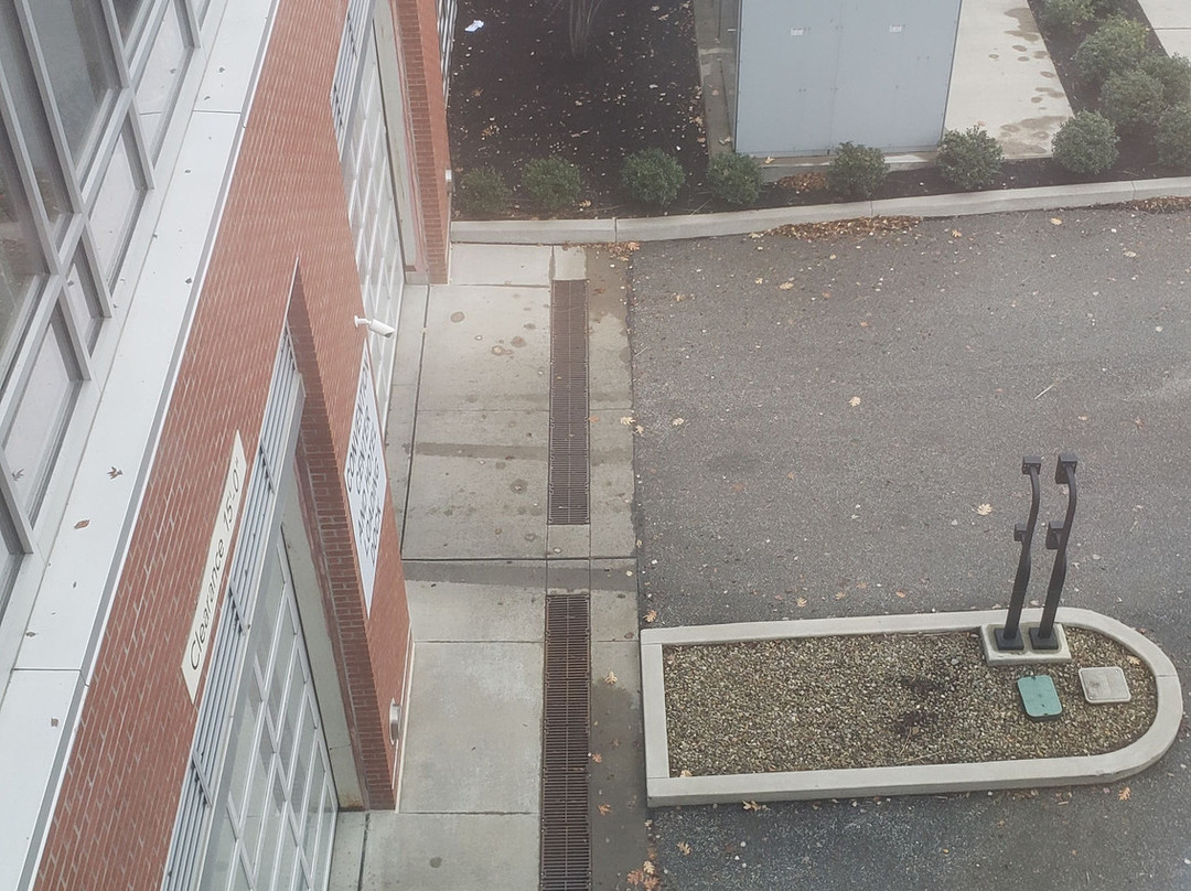 Courtyard By Marriott Erie Bayfront主图