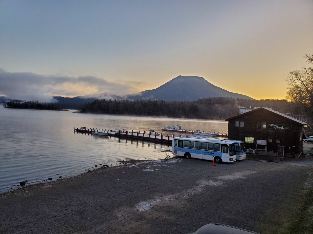 御前水酒店主图