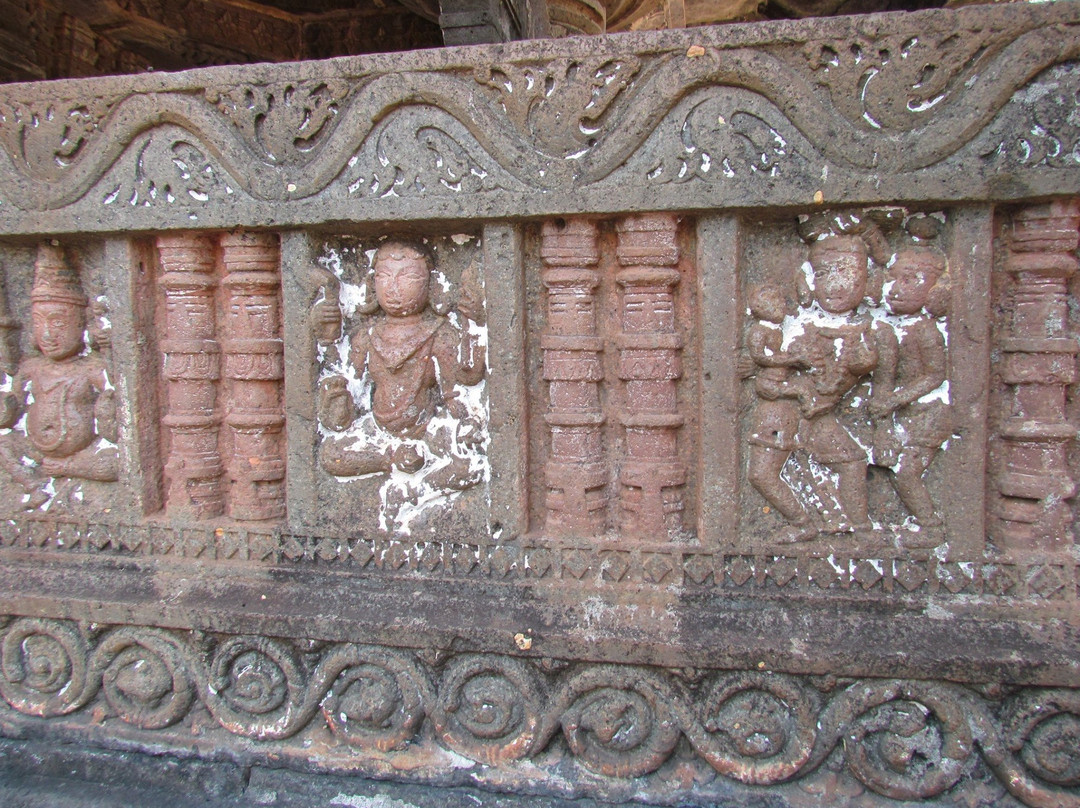 Karneshwar Temple景点图片