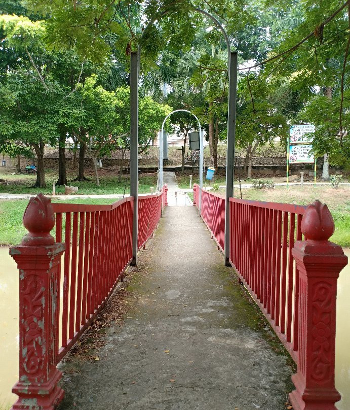 Jempol Lake Garden景点图片