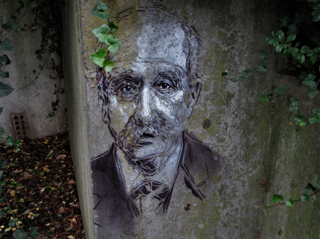 Fresque "Clement Ader"景点图片