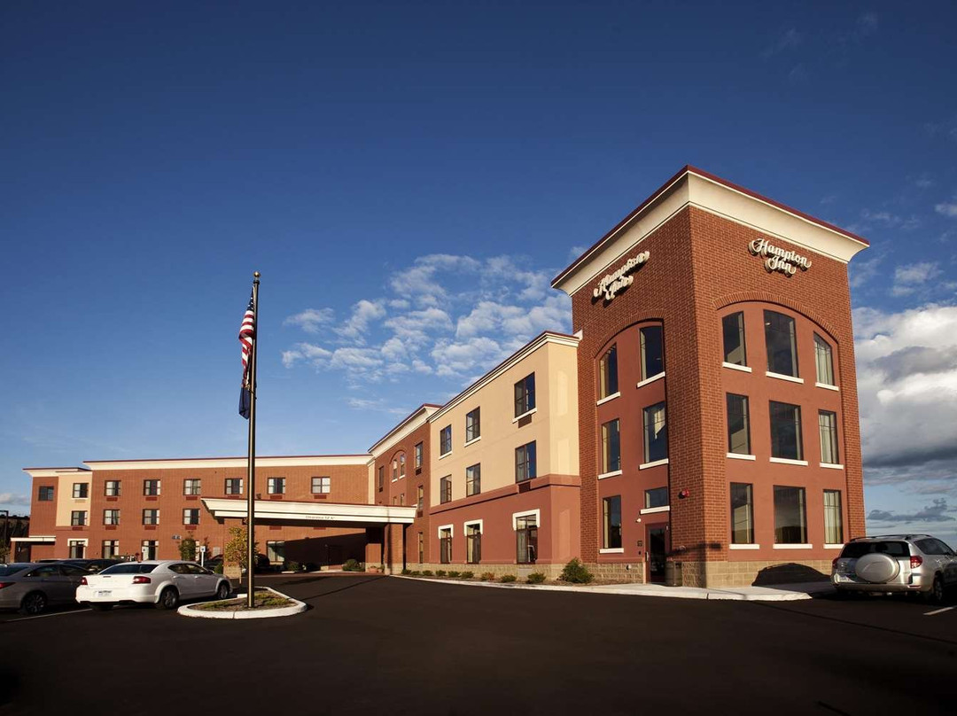 Hampton Inn Marquette/Waterfront主图