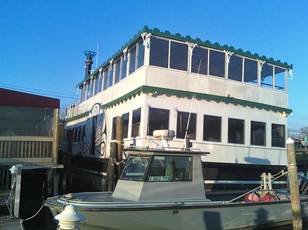 Blue Point旅游景点-Harbor Crab