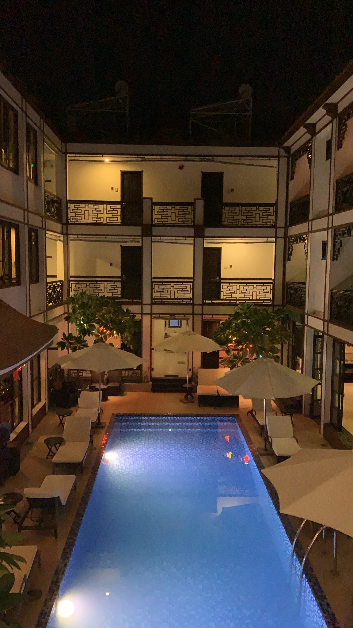 荣红2酒店-官方