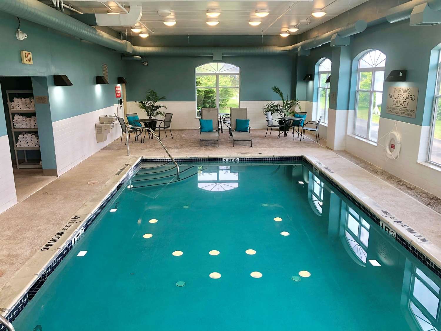 Country Inn & Suites by Radisson, Harrisburg West, PA-官方