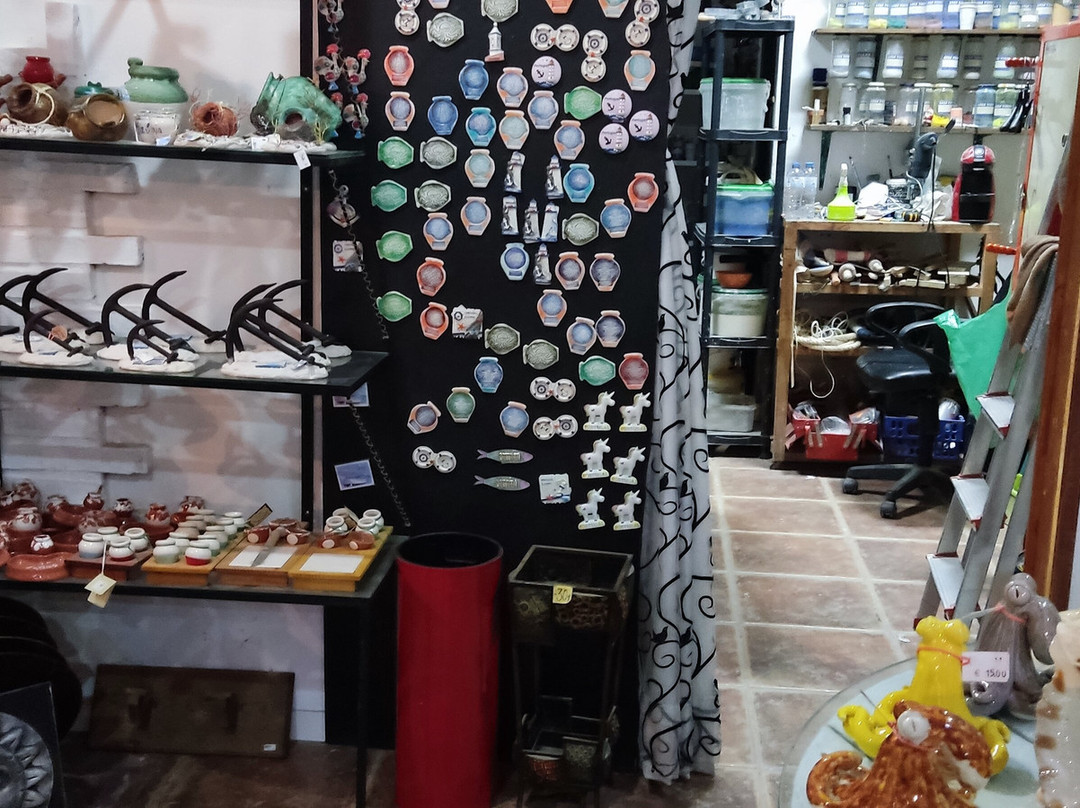 Souvenir Shop Santa Luzia景点图片