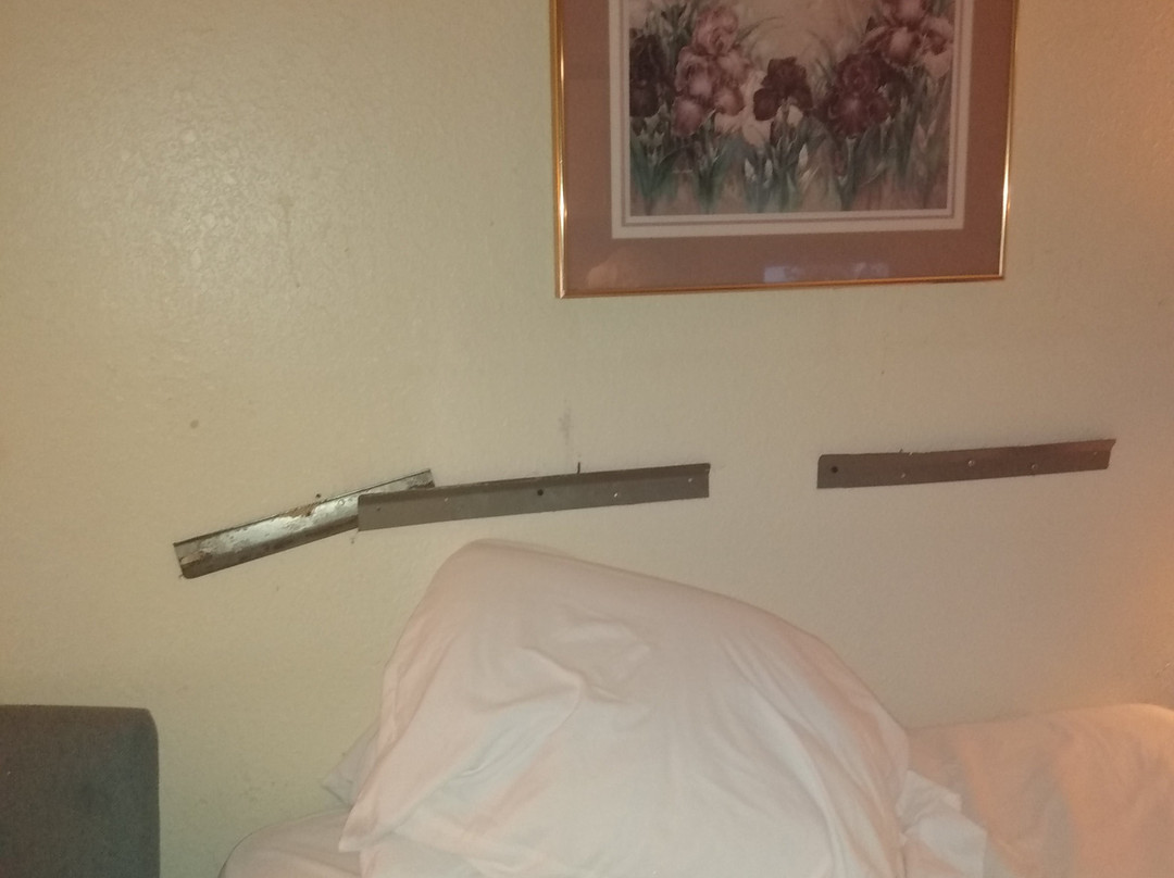 Knights Inn Elyria
