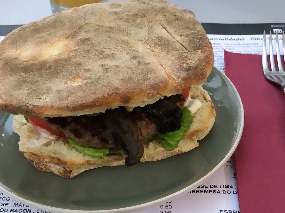 Well.Com Coffee Bar-沙尔必去景点