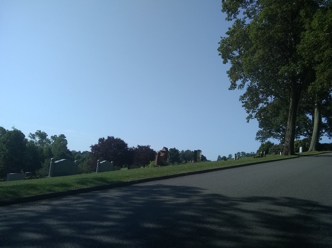 Kensico Cemetery景点图片