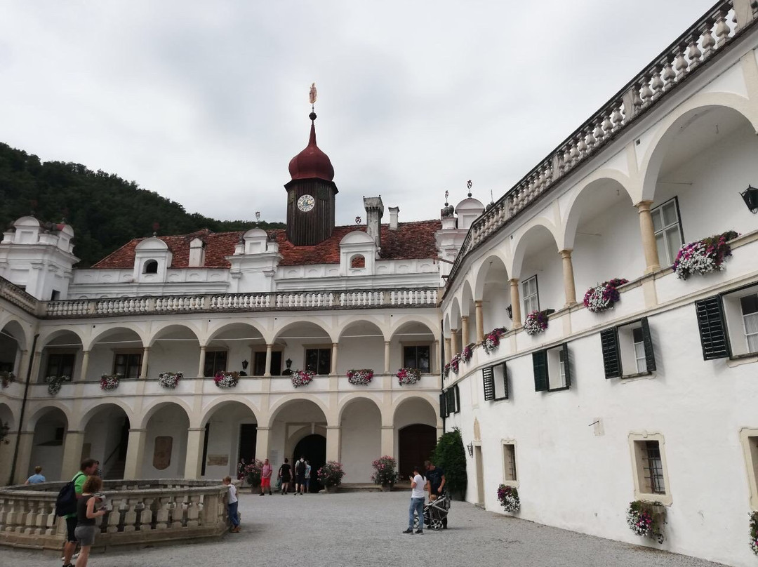 Schloss Herberstein-Stubenberg am See必去景点