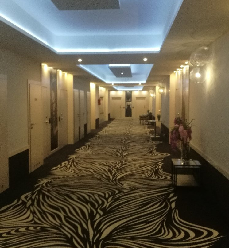 Hotel Luxor主图