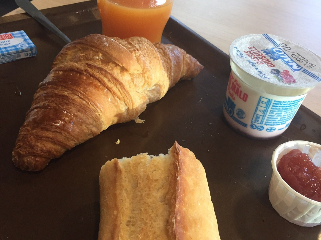 B&B HOTEL Châteauroux Déols主图