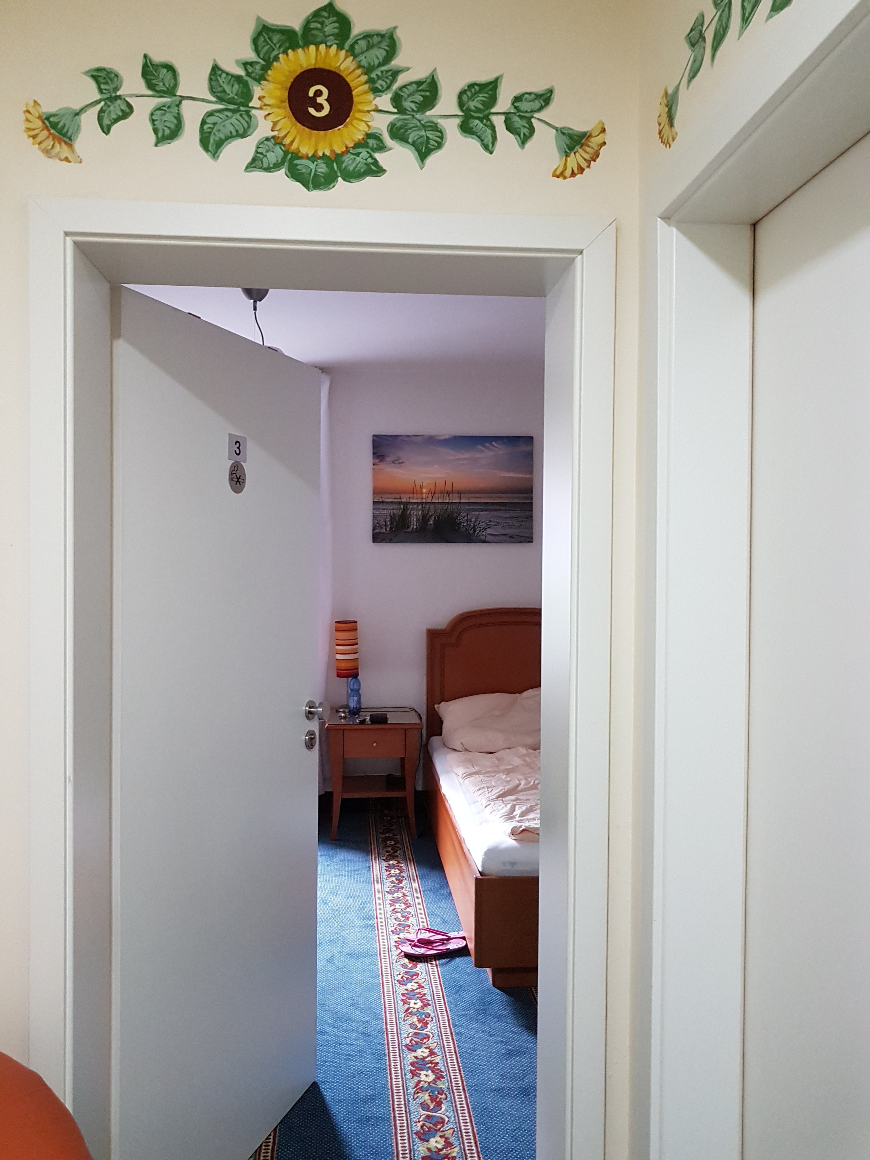 Hotel und Gaestehaus Will-官方