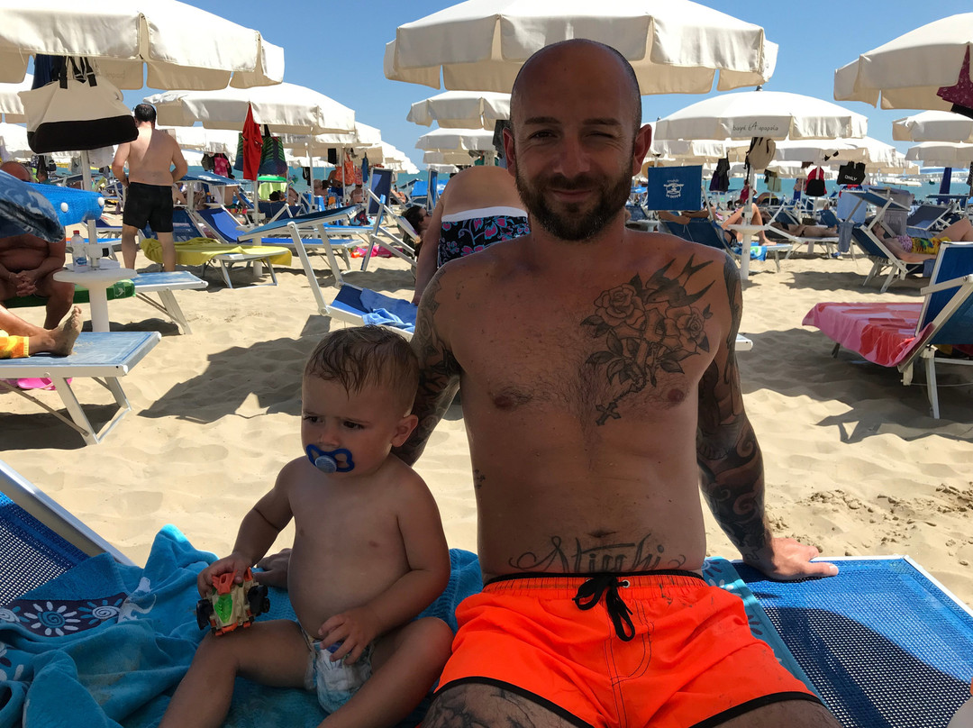 Bagni 64 Apapaia-塞尼加利亚必去景点