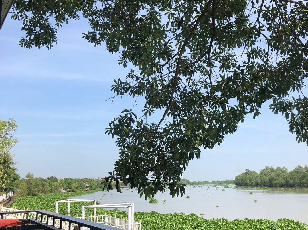 王特拉度假酒店主图