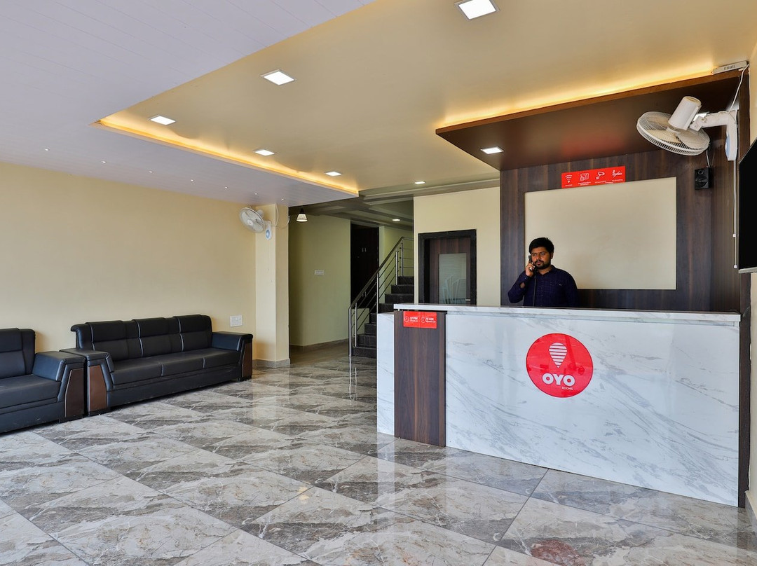 Hotel Daksh & Resorts主图