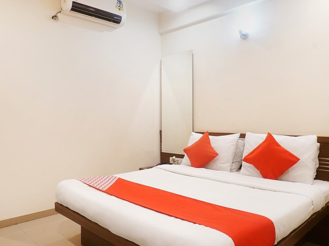 Sai Srushti By Neem Square主图