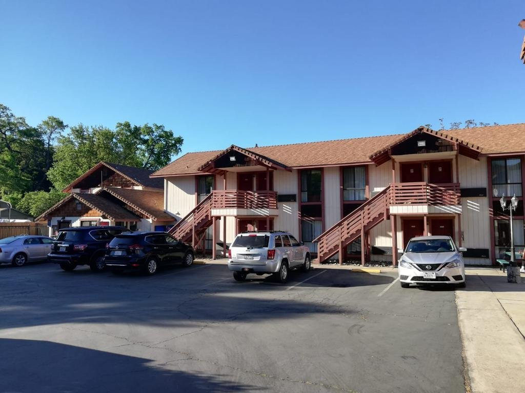 Jamestown Railtown Motel主图