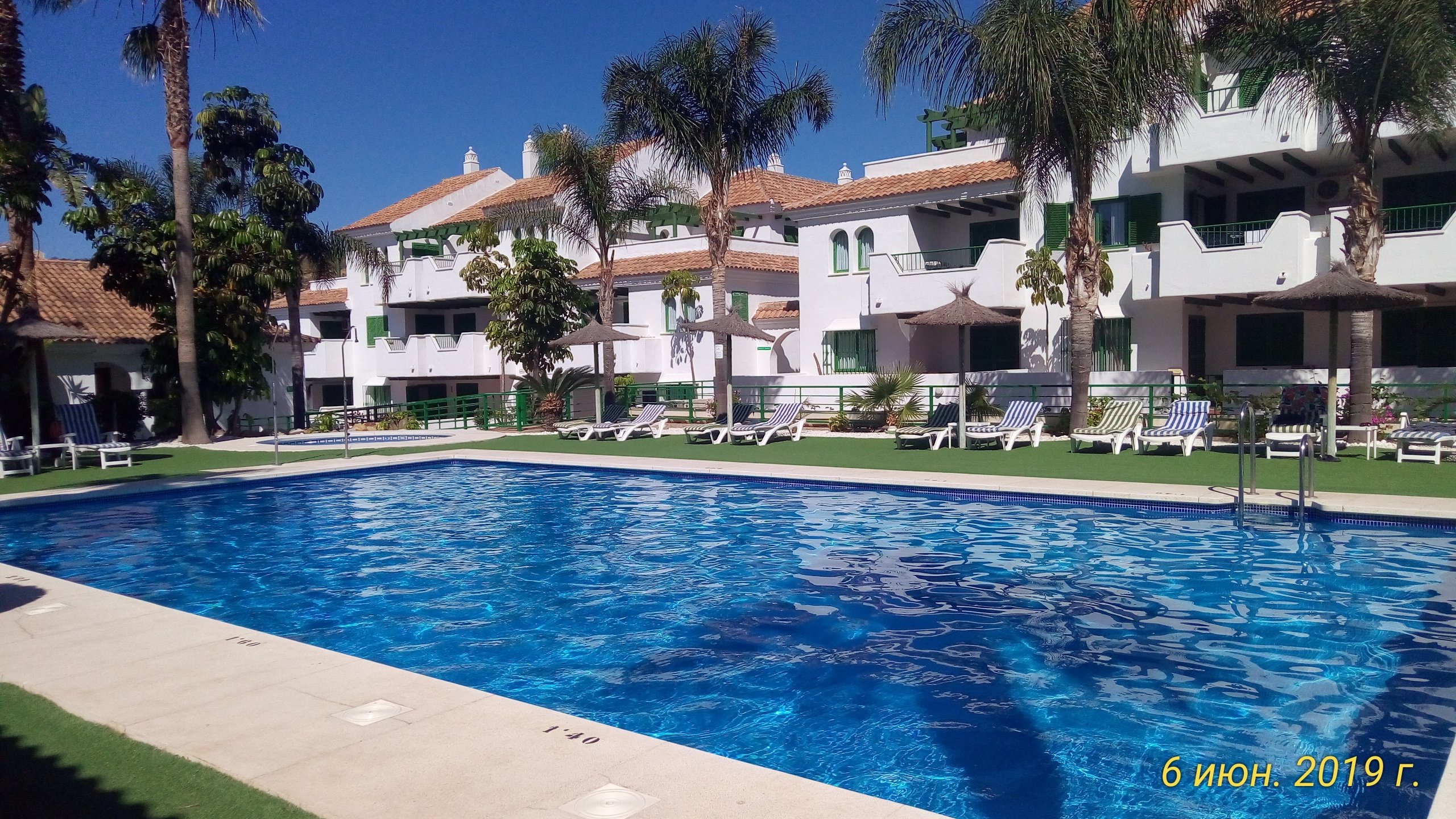 Hotel Apartamentos Manilva Sun-泳池